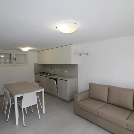 Apartment Silvia *